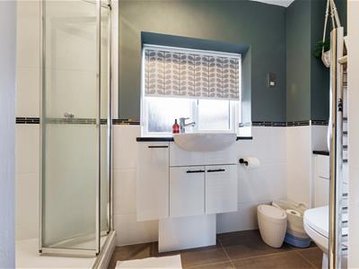 En-Suite Shower